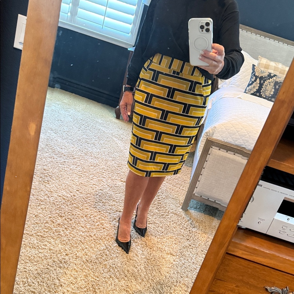 Geometric Yellow Pencil Skirt